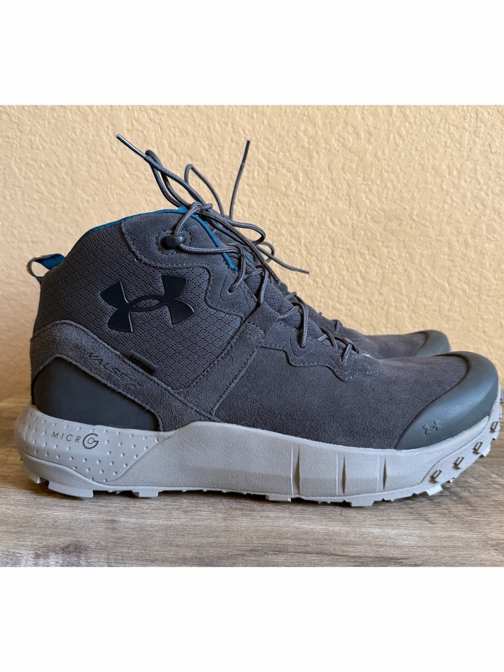 Under Armour Men's Micro G Valsetz Trek Mid Waterproof Boots Size 14